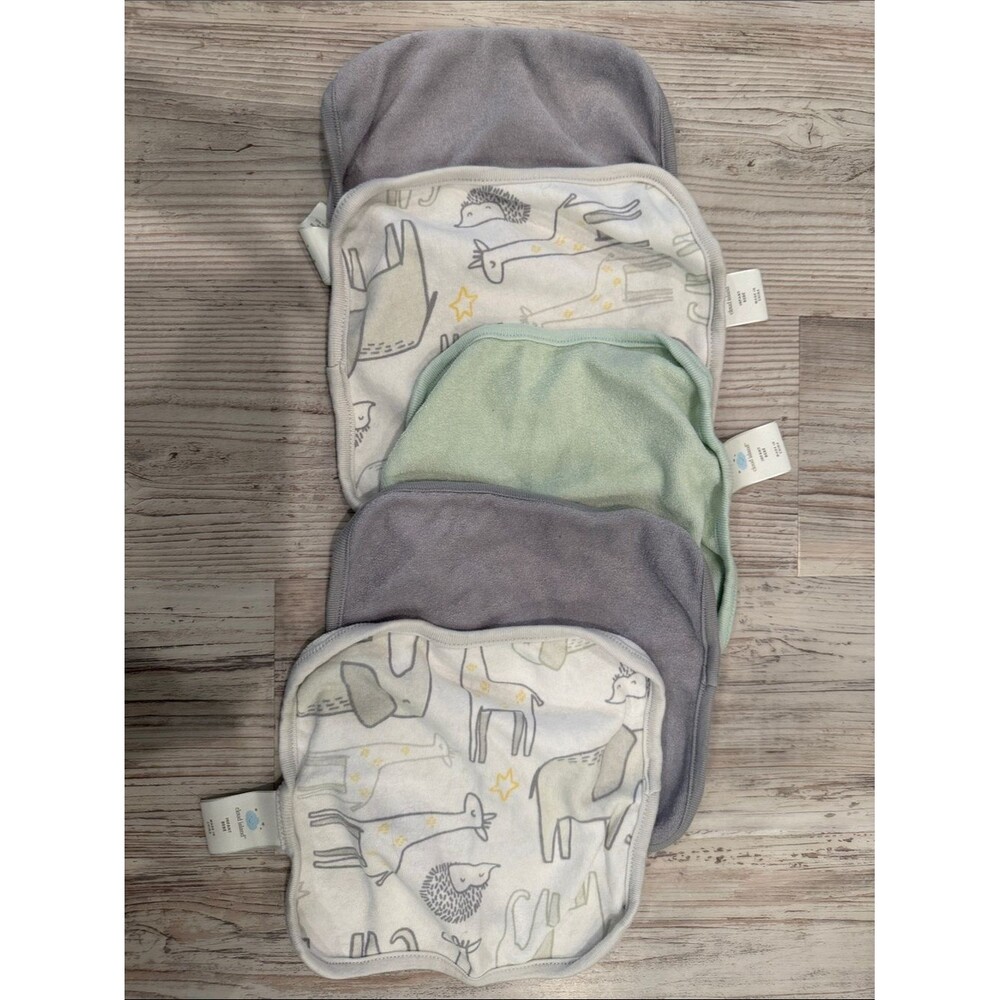 cloud island Gray, Mint & White Animal Print Baby washcloths Set